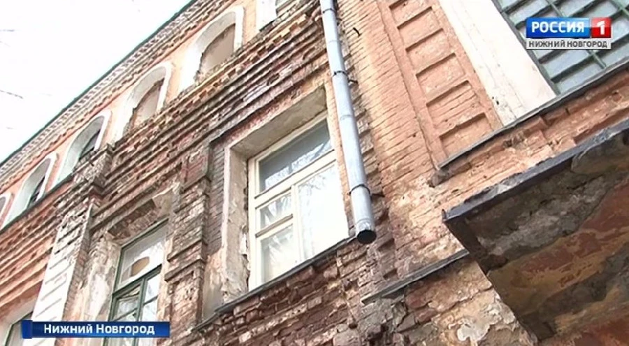  Завершен разбор дома, примыкающего к дому Чардымова в Нижнем Новгороде. Оба здания пострадали от пожара весной 2022 года