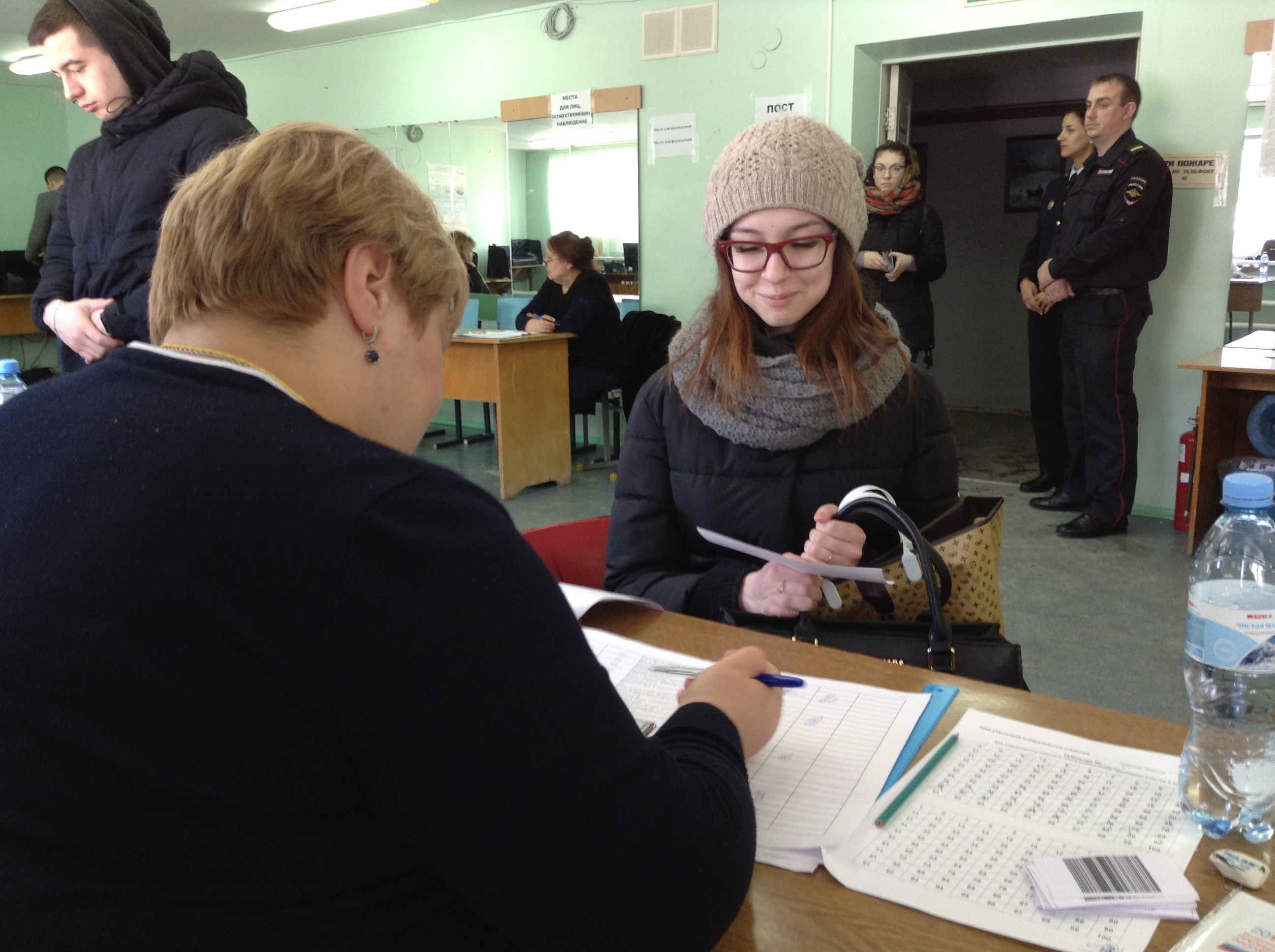 Сайт жителя нижегородской. Фото впервые голосующих.