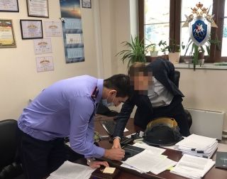 Чиновник минимущества обвиняется в злоупотреблении должностными полномочиями