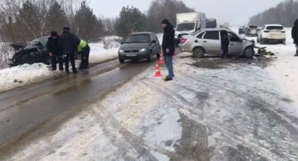 Трое нижегородцев пострадали в ДТП на трассе Нижний Новгород - Саратов 20 февраля