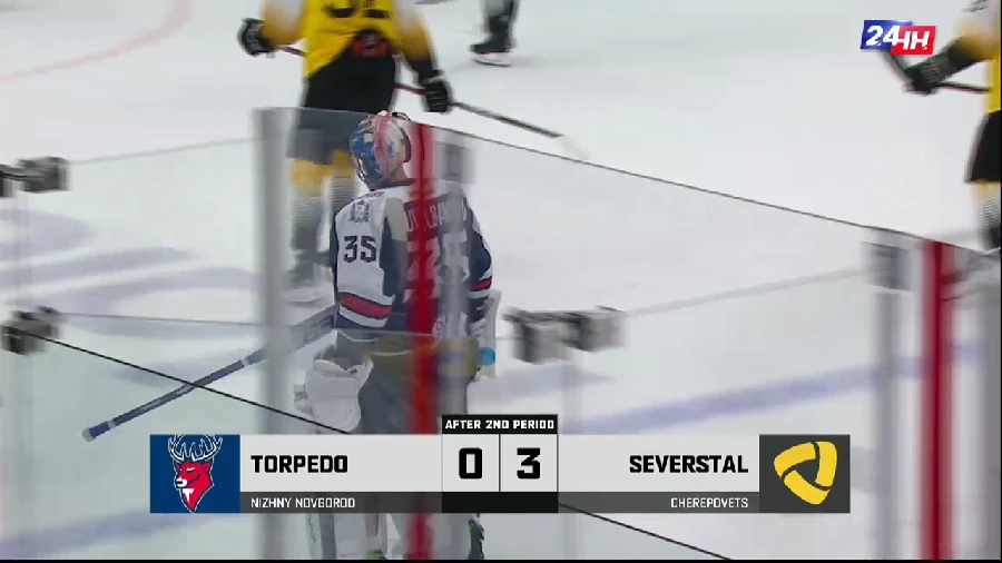 Во втором периоде матча КХЛ «Торпедо» - «Северсталь» еще одна шайба соперника в наших воротах 