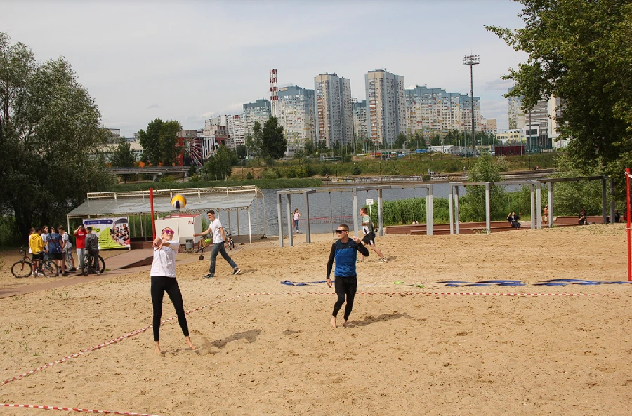 Турнир по пляжному волейболу, посвященный Дню молодежи, состоялся в Канавинском районе