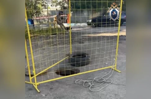 Рабочий погиб в канализационном люке на улице Должанской Нижнего Новгорода