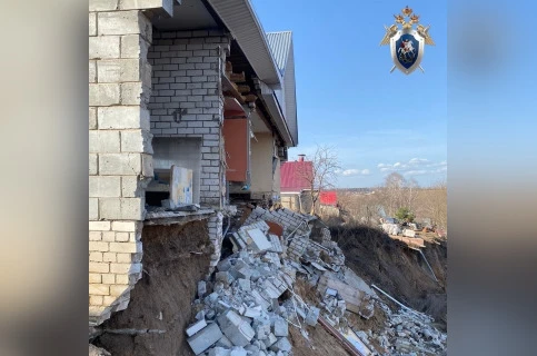 Уголовное дело о халатности возбуждено по факту обрушения домов в деревне Караулово Кстовского района