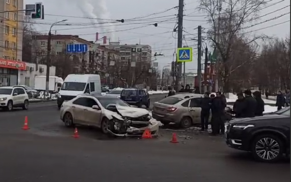Два человека пострадали в ДТП в Нижнем Новгороде 6 февраля