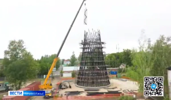 В Выксе переместили на новое место Шуховскую башню