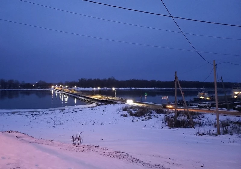 Понтонный мост через Оку открыли для проезда в Павлове