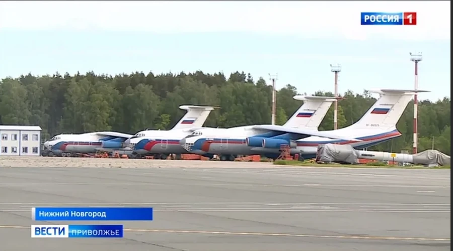Режим временного ограничения полетов в 11 аэропортах юга и центральной части России продлен до 12 июня
