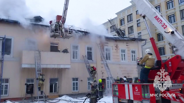 Открытое горение в доме Котельникова в Нижнем Новгороде ликвидировали