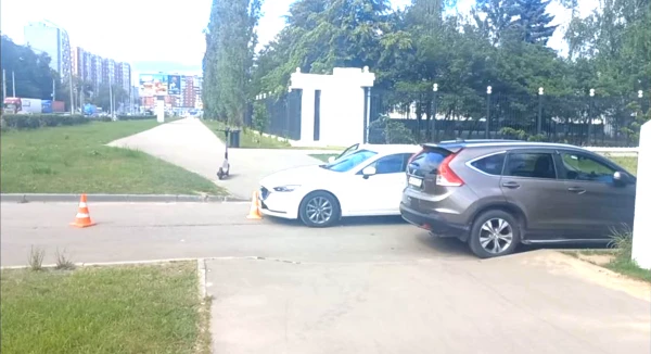 Несовершеннолетний самокатчик попал под колёса иномарки