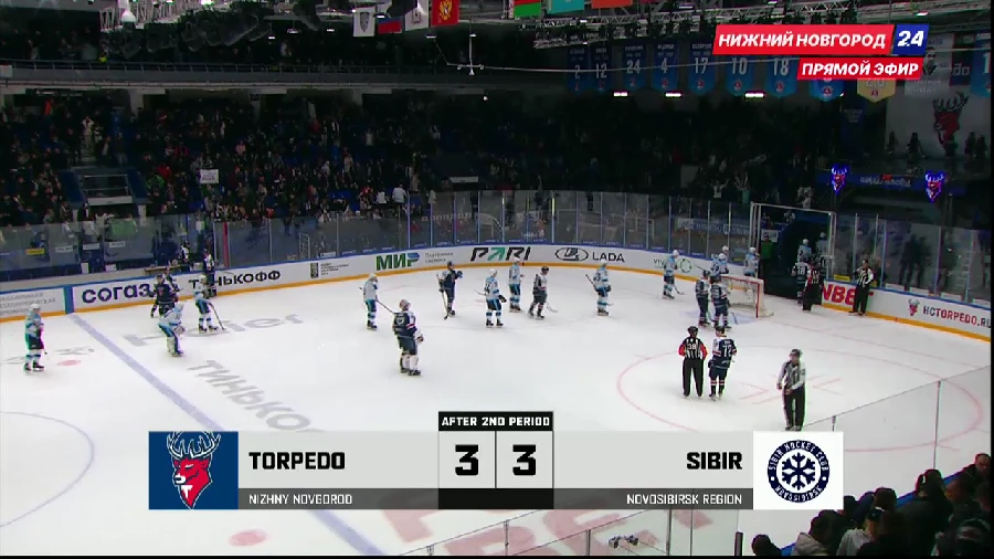 Во втором периоде матча КХЛ "Торпедо" - "Сибирь" счет на табло равный