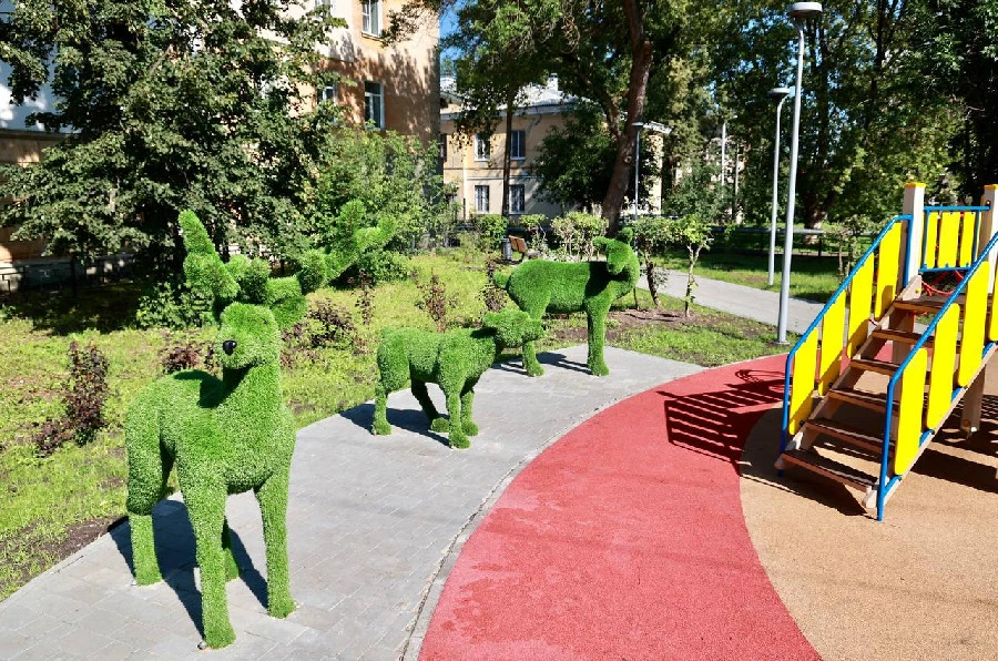 Благоустройство скверов Клюева и общественного пространства на улице Березовской в Нижнем Новгороде завершено