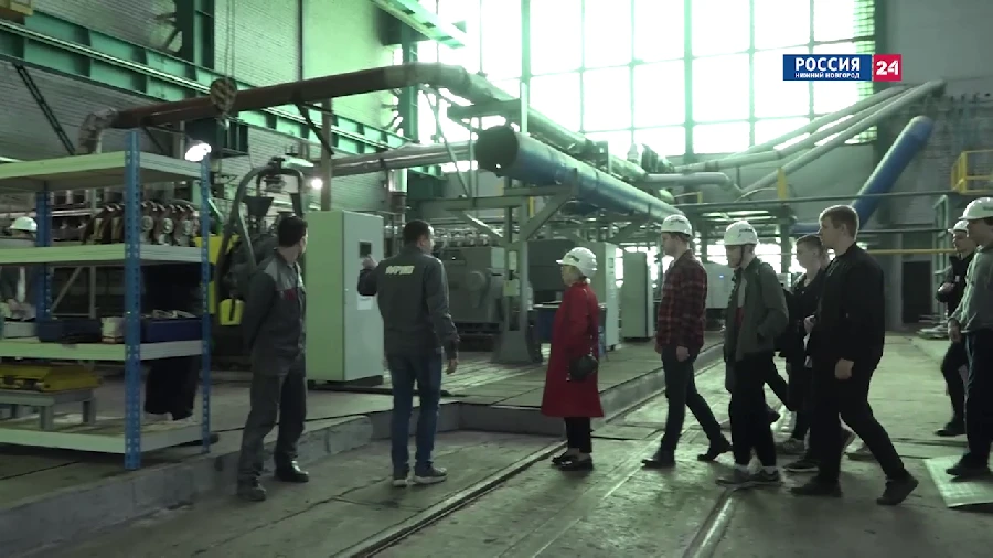 "10 минут с Политехом". Студенты НГТУ посетили завод по производству судовых и промышленных двигателей внутреннего сгорания 
