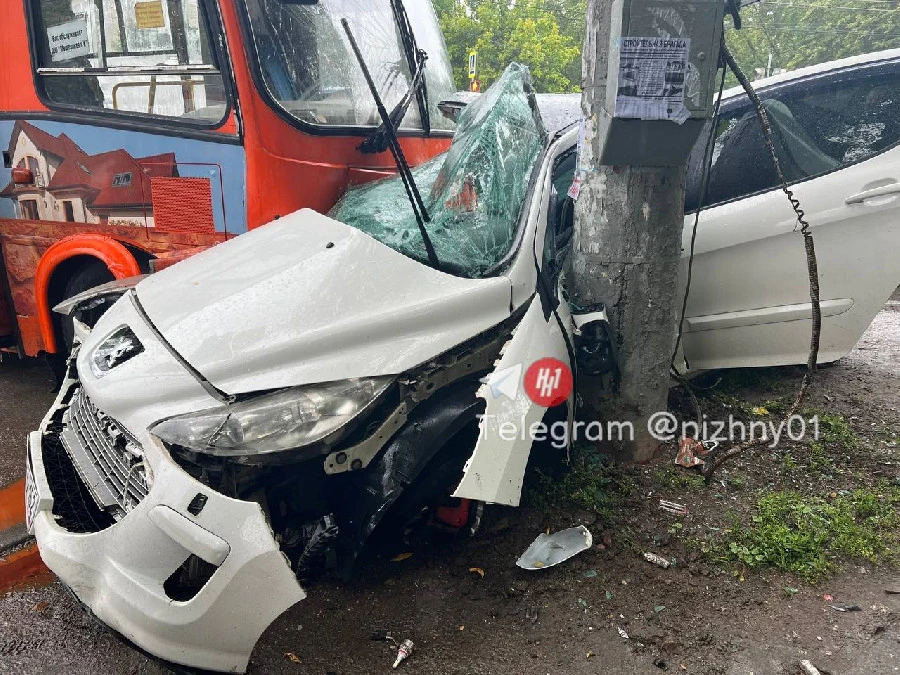 Трое пострадали в ДТП с автобусом в Нижнем Новгороде