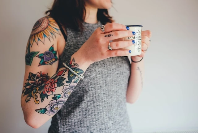 Лицензирование тату-салонов — нужно ли тату-мастерам делать лицензию?