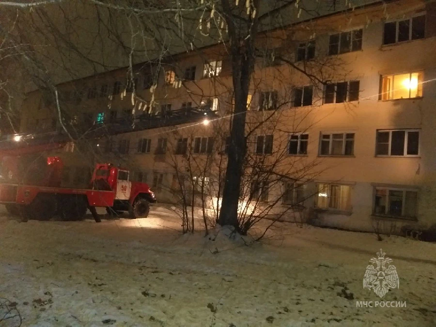 Пожар произошел в общежитии на проспекте Ильича в Автозаводском районе Нижнего Новгорода