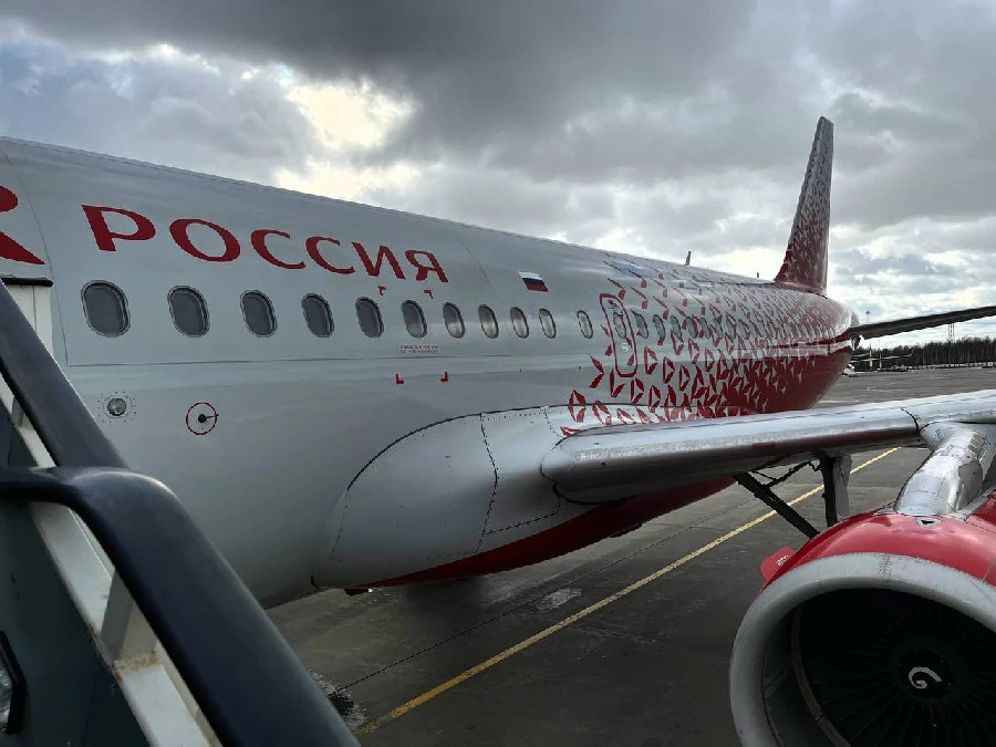 Самолет летевший из Нижнего Новгорода в Москву был неисправным