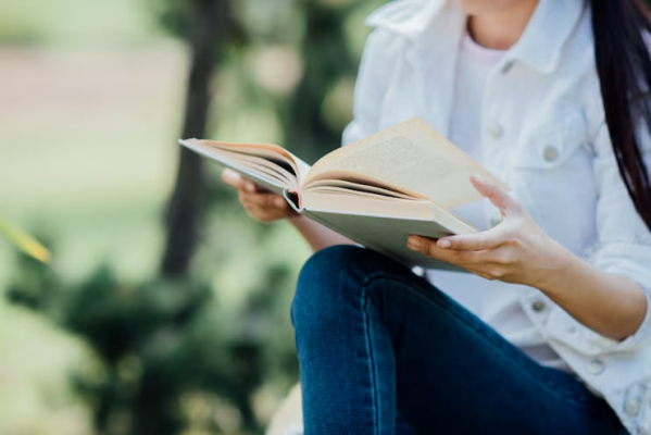 Семь из десяти нижегородцев регулярно читают или слушают книги