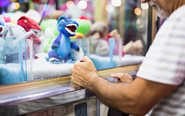 �������