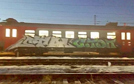 �������