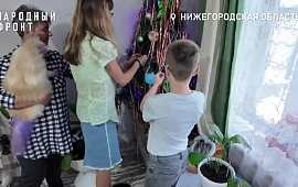 �������