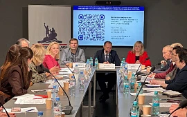 �������