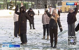 �������