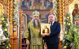 �������