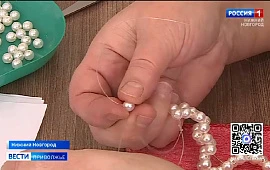 �������