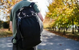 �������