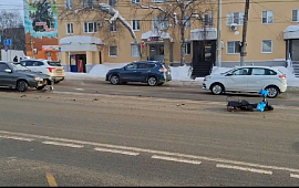 �������