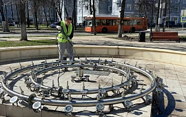 �������