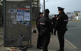 �������