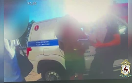 �������