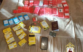 �������