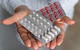 �������