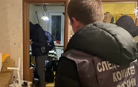 �������