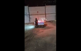 �������