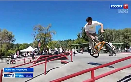 �������