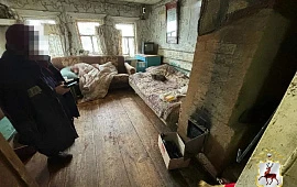 �������