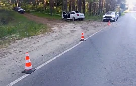 �������
