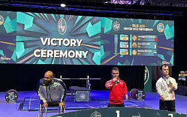 �������