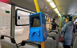 �������